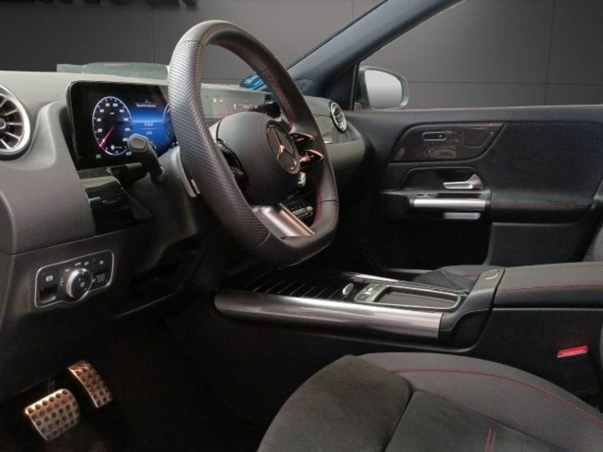 Mercedes-Benz GLA SUV 250 e phev AMG Line Advanced Plus auto (9)