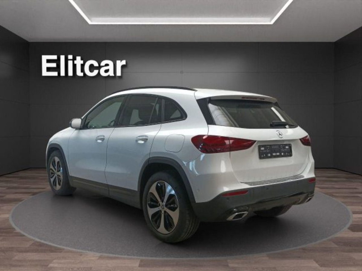 Mercedes-Benz GLA SUV 180 Progressive Advanced Plus auto (6)