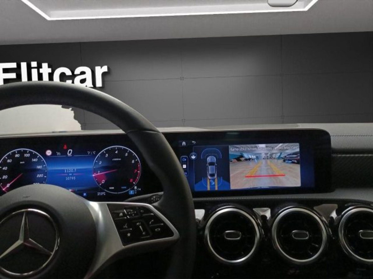 Mercedes-Benz CLA 180 Automatic Executive (11)