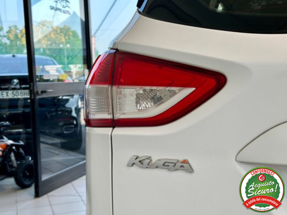 Ford Kuga 1.5 EcoBoost 120 CV 2WD Titanium (6)