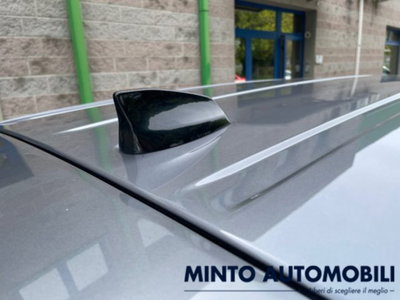Land Rover Discovery Sport 2.0 eD4 150 CV 2WD (14)