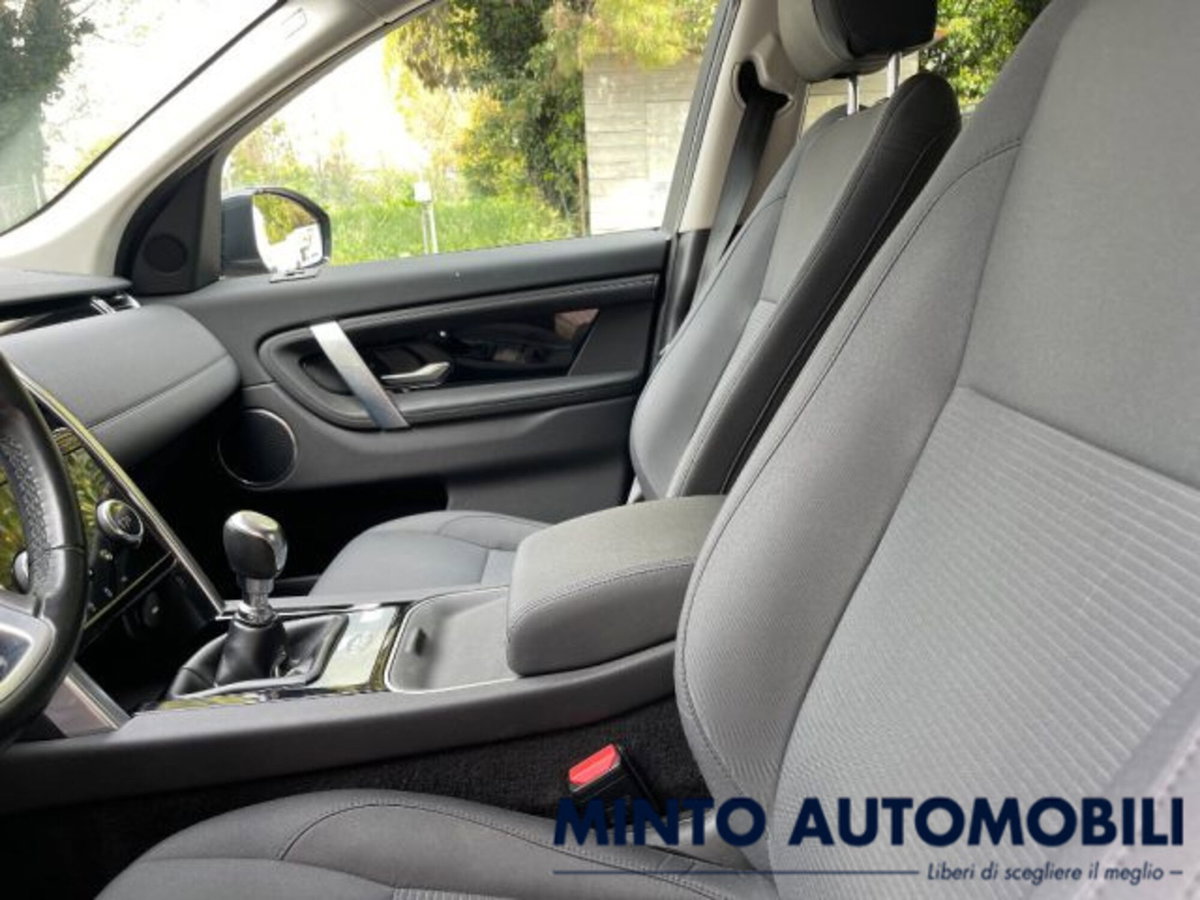 Land Rover Discovery Sport 2.0 eD4 150 CV 2WD (20)