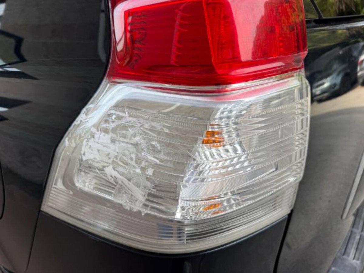 Toyota Land Cruiser 3.0 D4-D aut. 5 porte (17)