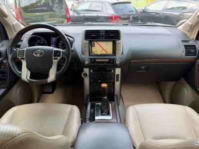 Toyota Land Cruiser 3.0 D4-D aut. 5 porte (7)