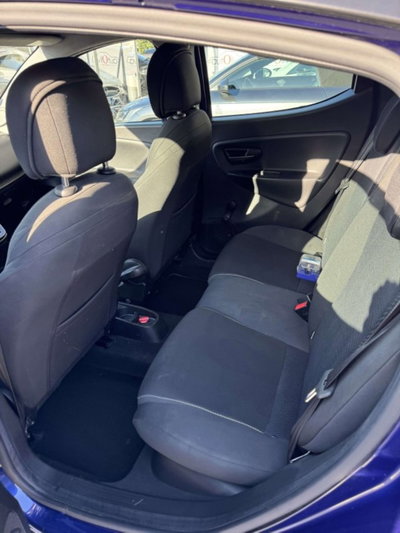 Lancia Ypsilon 1.2 69 CV 5 porte S Momodesign (11)