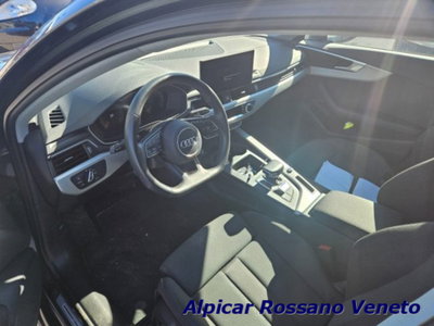 Audi A4 Avant 30 TDI/136 CV S tronic S line edition (11)