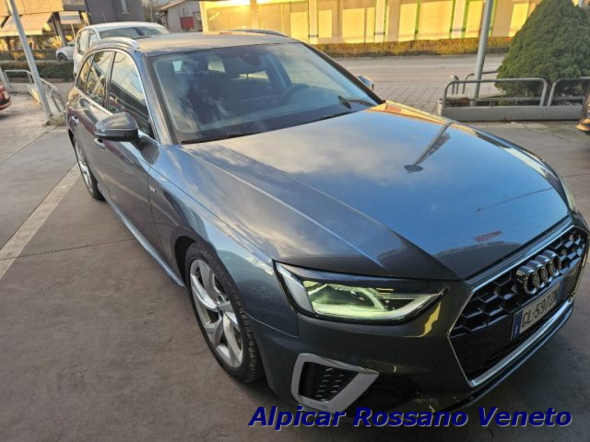 Audi A4 Avant 30 TDI/136 CV S tronic S line edition (17)