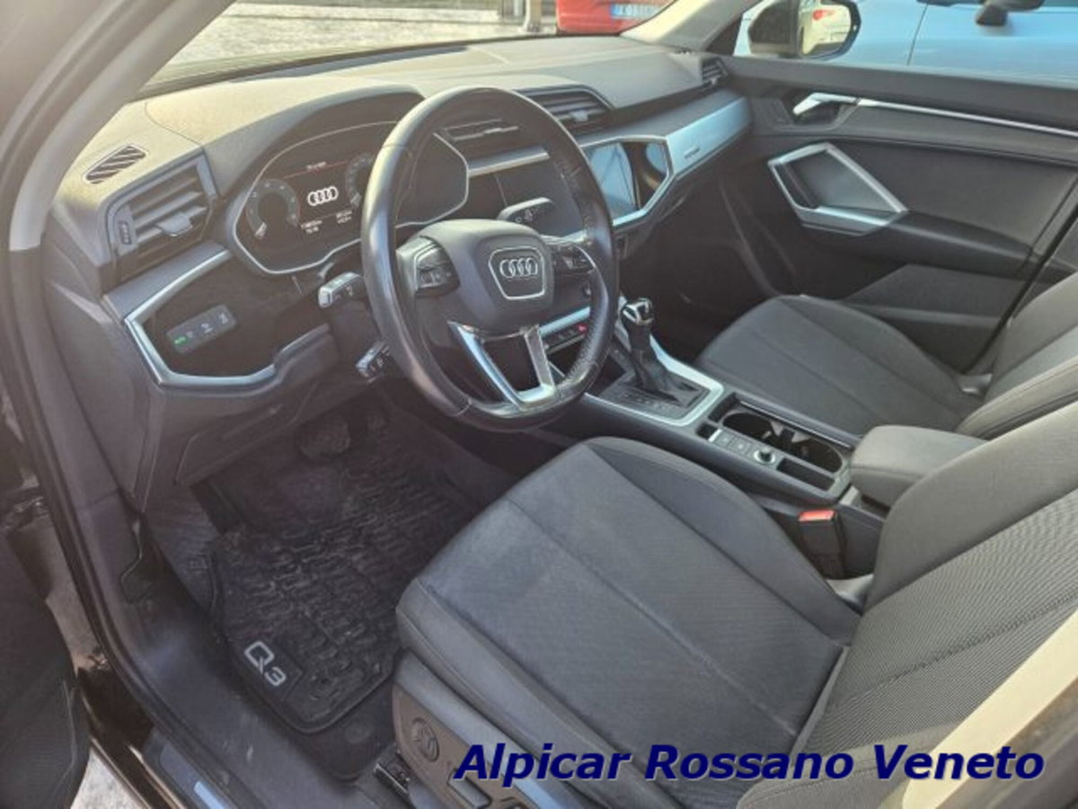 Audi Q3 40 TDI quattro S tronic S line edition (11)