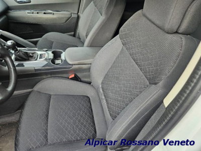 Peugeot 3008 1.6 e-HDi 115CV ETG6 Stop&Start Allure (3)