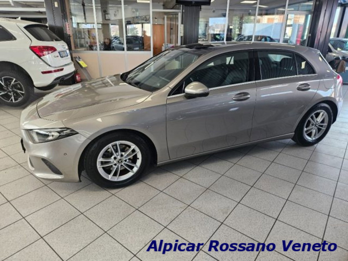 Mercedes-Benz Classe A Sedan 180 d Automatic 4p. Premium