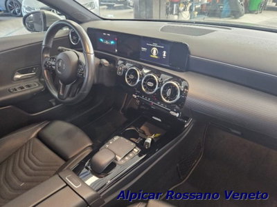 Mercedes-Benz Classe A Sedan 180 d Automatic 4p. Premium (15)