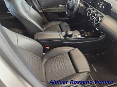 Mercedes-Benz Classe A Sedan 180 d Automatic 4p. Premium (7)