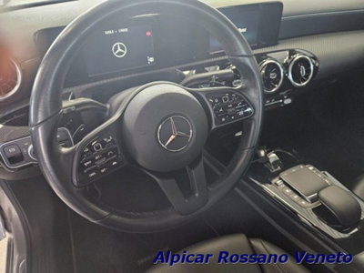 Mercedes-Benz Classe A Sedan 180 d Automatic 4p. Premium (8)