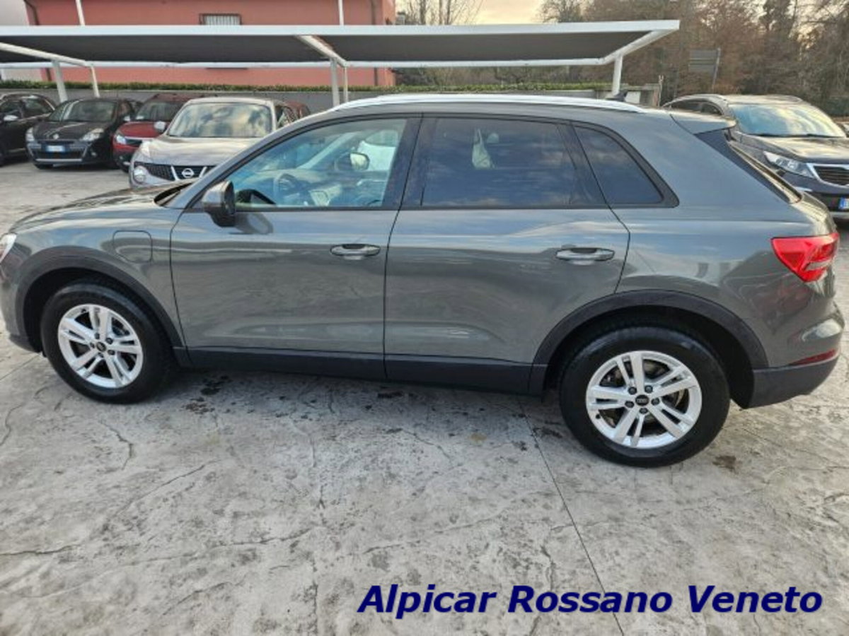 Audi Q3 45 TFSI e S tronic Business (13)
