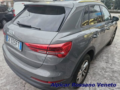 Audi Q3 45 TFSI e S tronic Business (8)