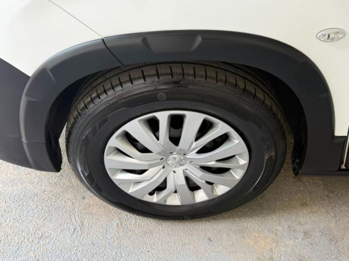 Peugeot Rifter BlueHDi 100 Active Standard (17)