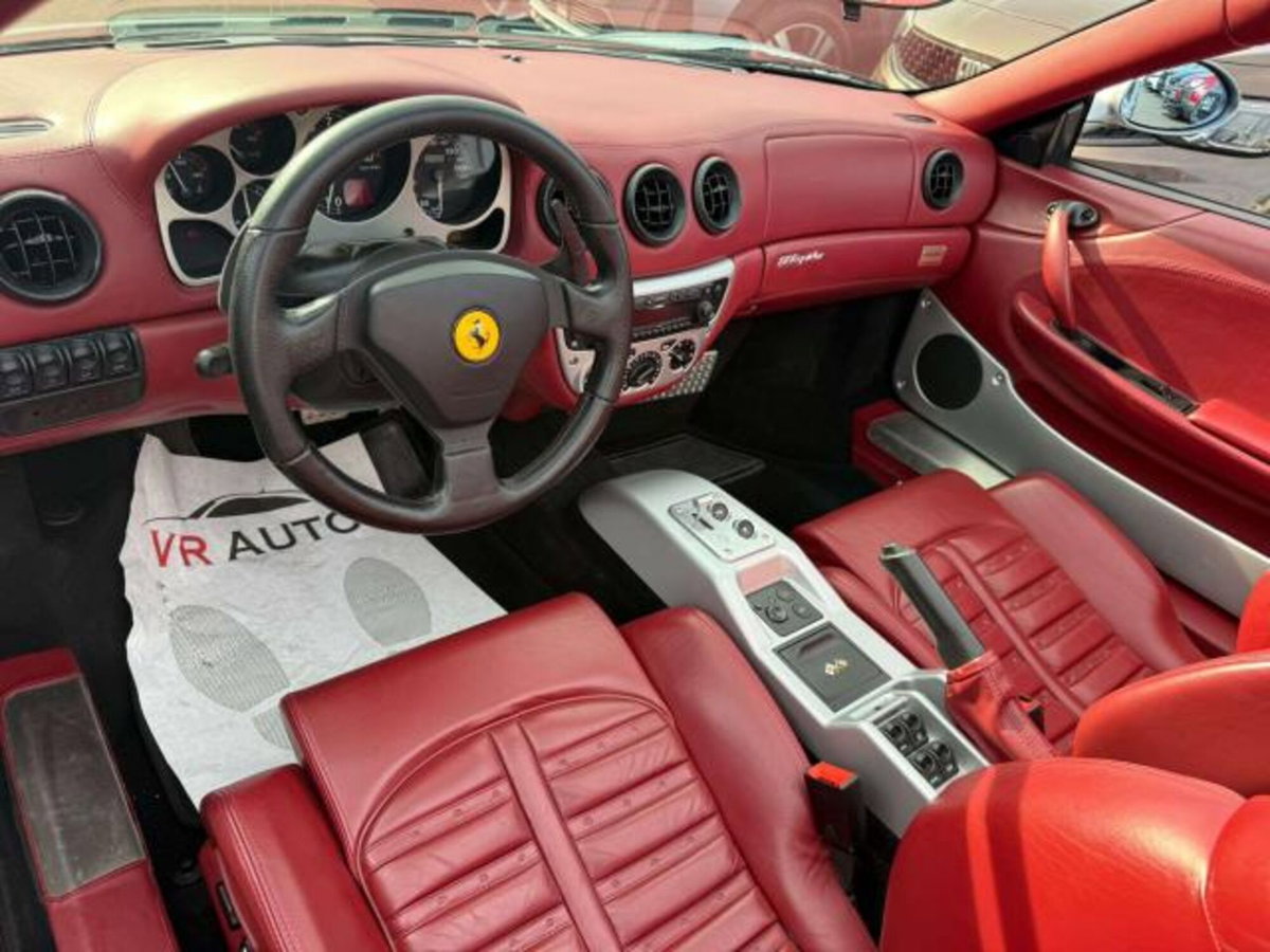 Ferrari 360 Coupé Modena F1 (11)