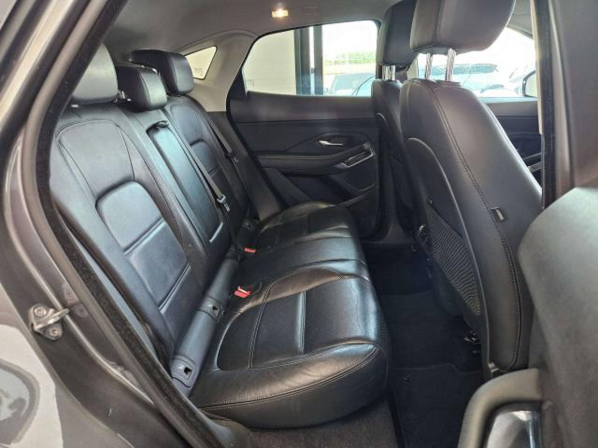 Jaguar E-Pace 2.0D 150 CV AWD R-Dynamic S (13)