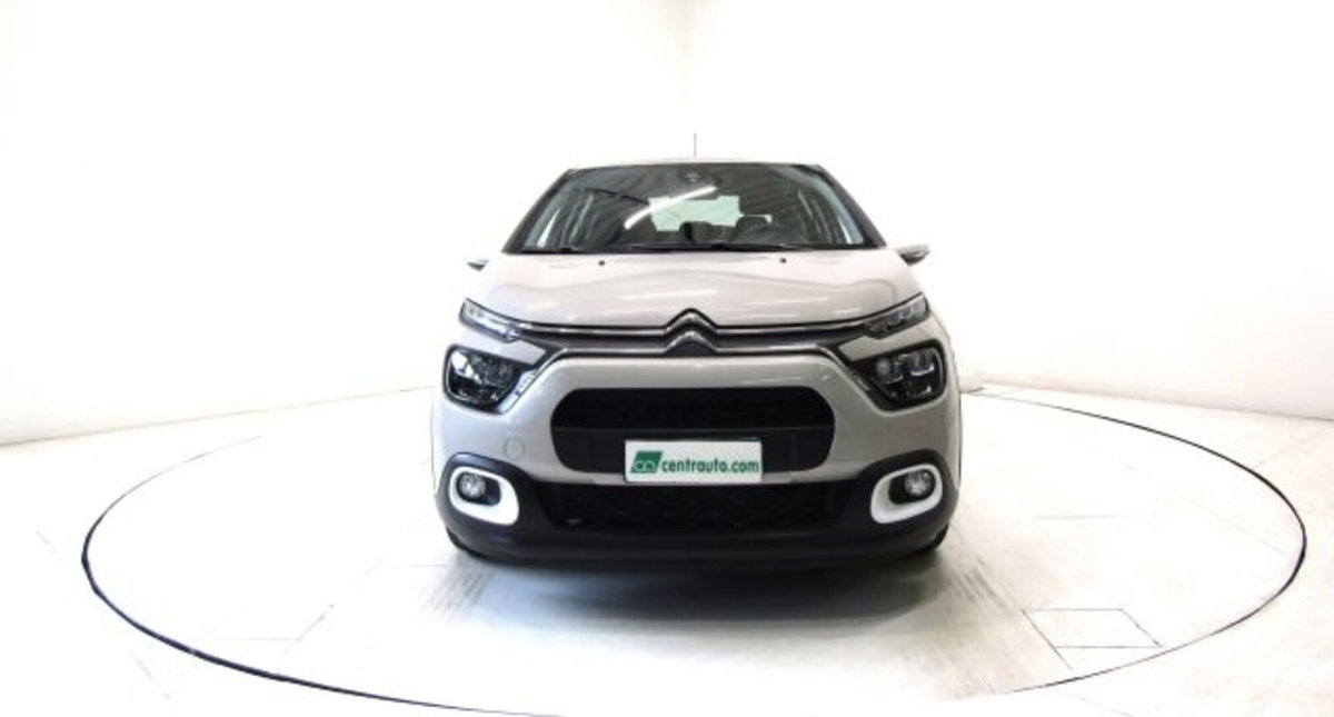 Citroen C3 1.2 puretech You s&s 83cv neopatentati (2)