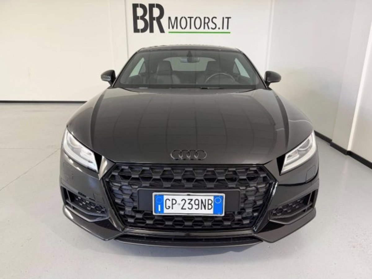 Audi TT Coupé 40 TFSI S tronic (2)