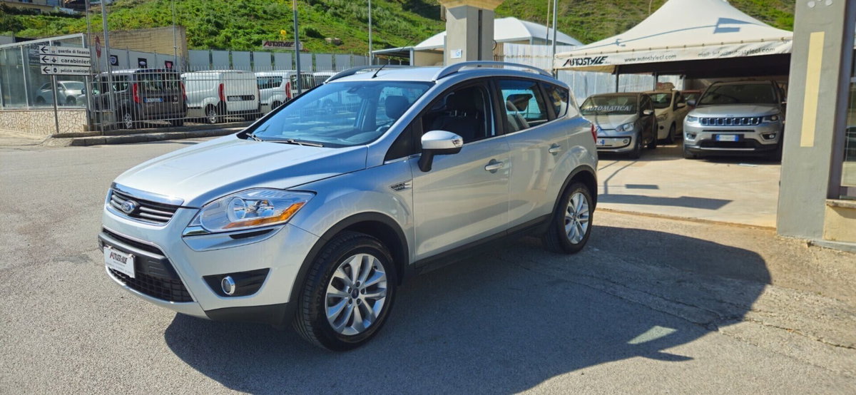 Ford Kuga 2.0 TDCi 136 CV 4WD Titanium DPF (3)