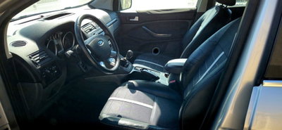 Ford Kuga 2.0 TDCi 136 CV 4WD Titanium DPF (5)