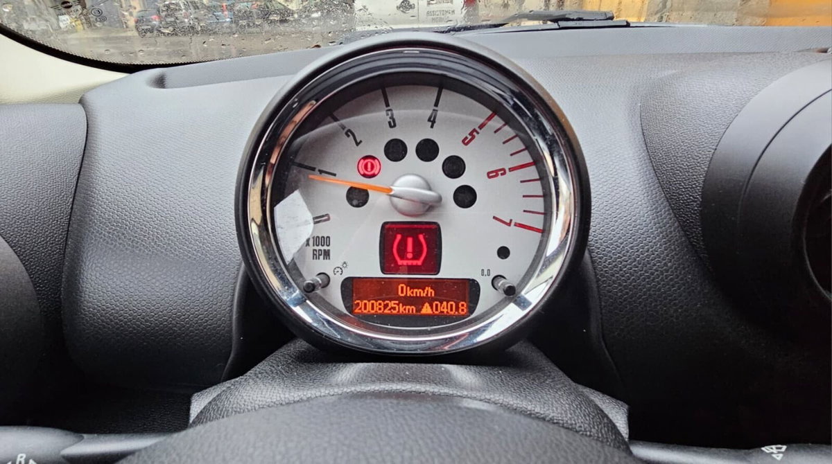 MINI Mini Countryman 1.6 Cooper D Countryman (14)