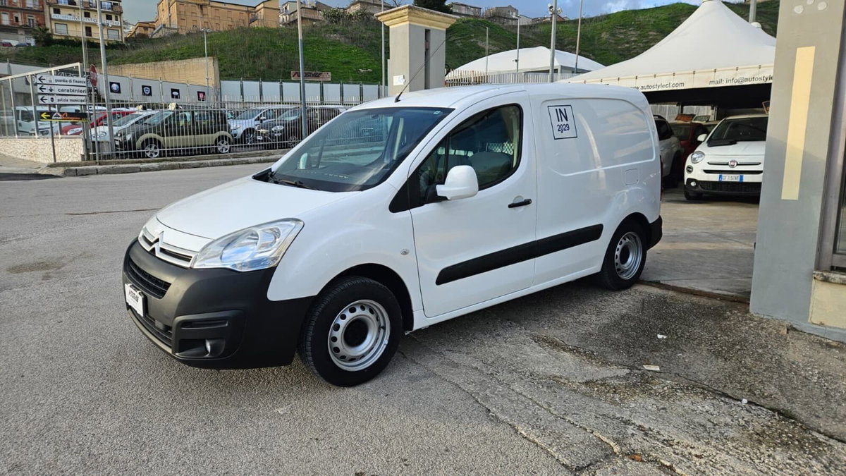 Citroen Berlingo Furgone BlueHDi 100 S&S Van 3 posti Club L1 (3)
