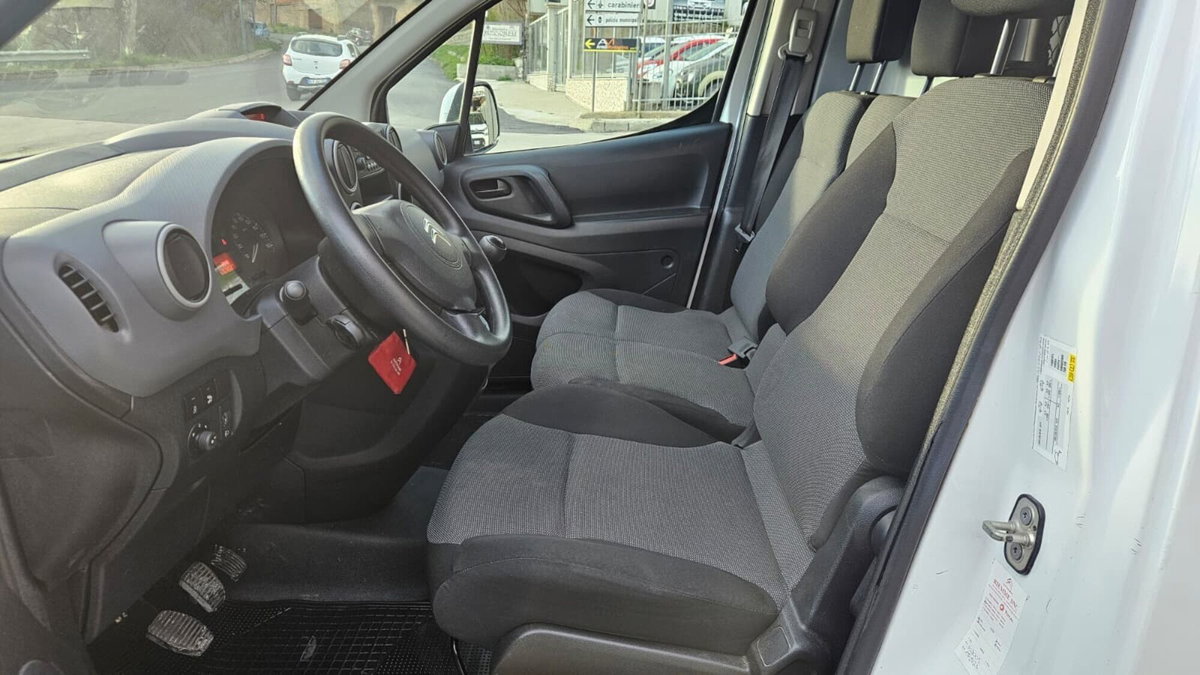 Citroen Berlingo Furgone BlueHDi 100 S&S Van 3 posti Club L1 (7)