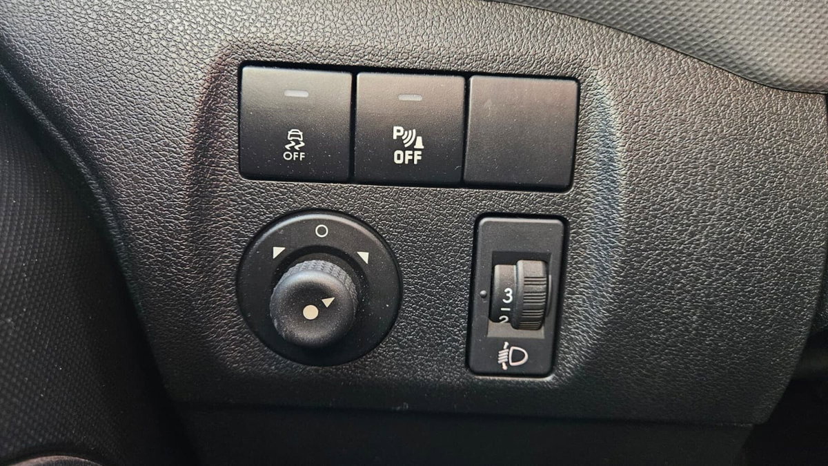 Citroen Berlingo Furgone BlueHDi 100 S&S Van 3 posti Club L1 (9)