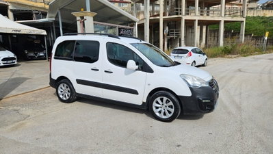 Peugeot Partner BlueHDi 100 Outdoor usata