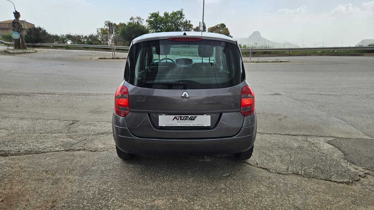 Renault Modus 1.2 16V Dynamique (4)