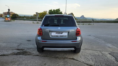 Suzuki SX4 DDiS 16V 4WD Outdoor Line GLX (4)