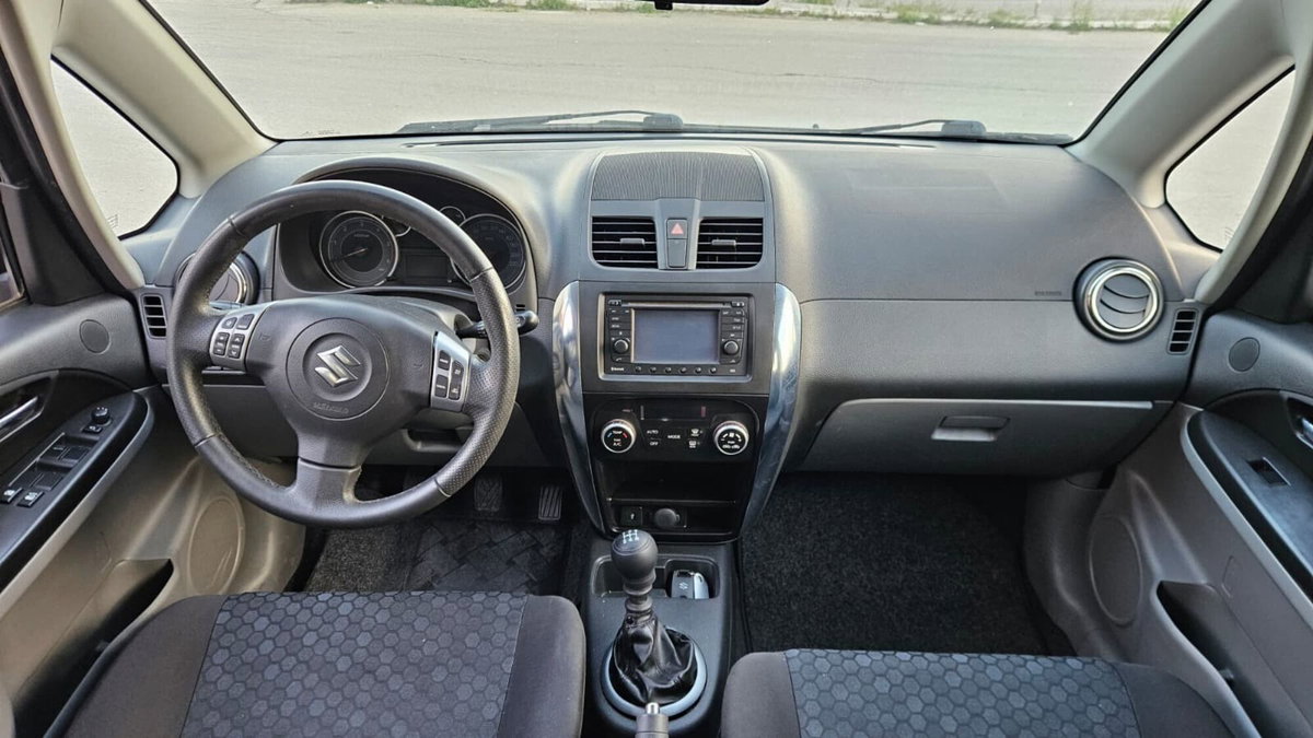 Suzuki SX4 DDiS 16V 4WD Outdoor Line GLX (7)