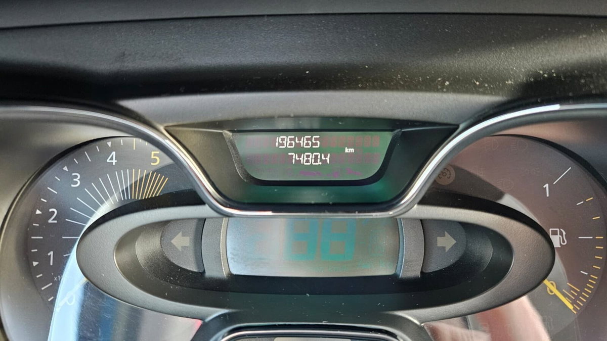 Renault Captur 1.5 dCi 8V 90 CV Start&Stop Energy R-Link (14)