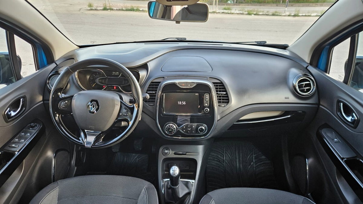 Renault Captur 1.5 dCi 8V 90 CV Start&Stop Energy R-Link (8)