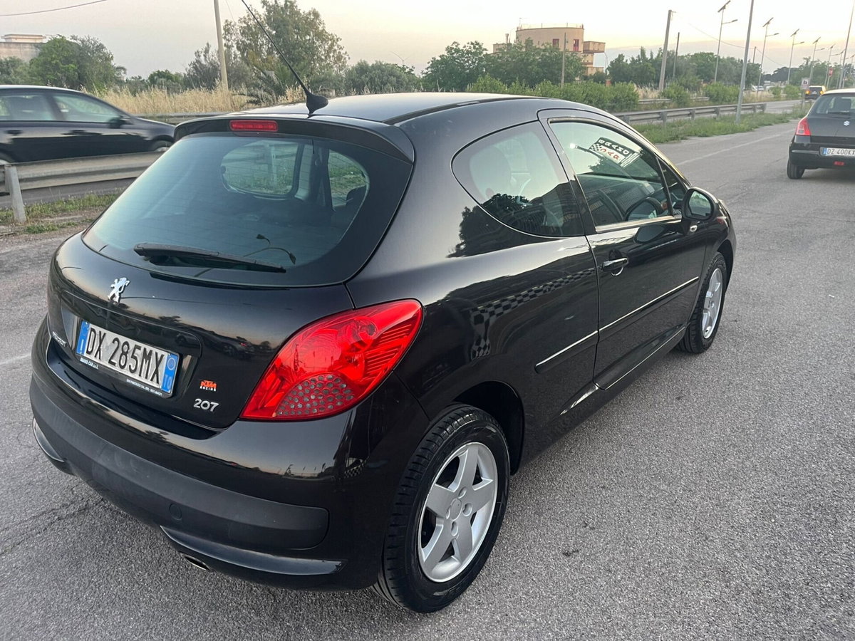 Peugeot 207 8V 75CV 3p. X Line (5)