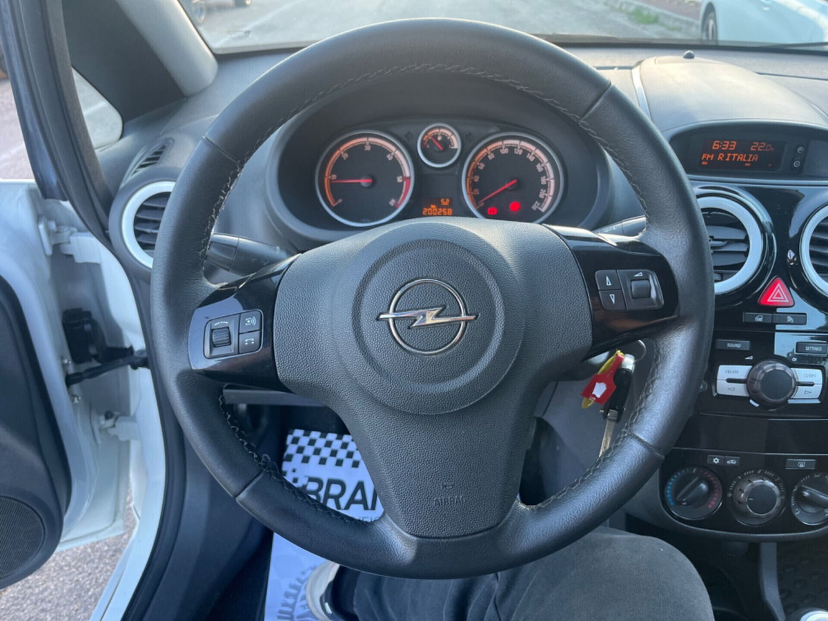 Opel Corsa 1.3 CDTI 90CV 3 porte Sport (12)