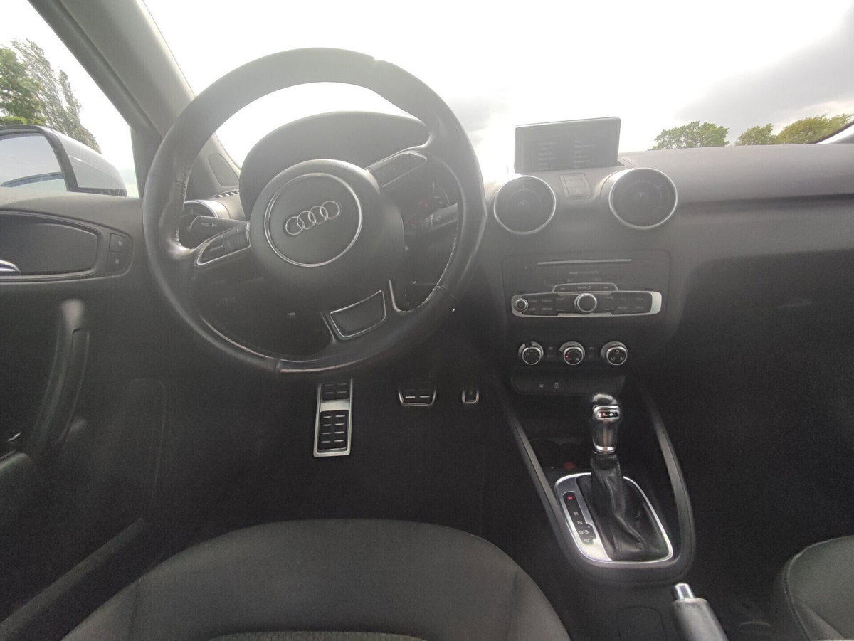 Audi A1 Sportback 1.4 TDI S tronic Sport (18)