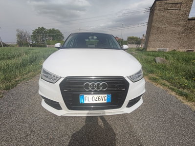 Audi A1 Sportback 1.4 TDI S tronic Sport (2)