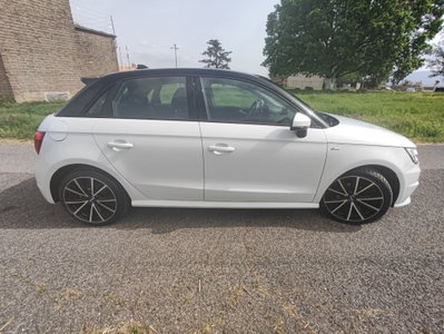 Audi A1 Sportback 1.4 TDI S tronic Sport (5)