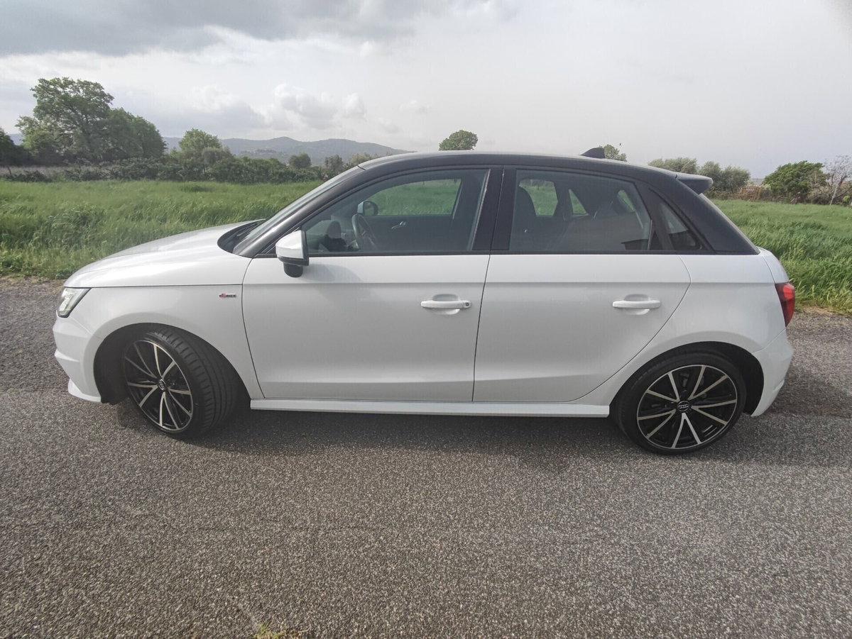 Audi A1 Sportback 1.4 TDI S tronic Sport (8)