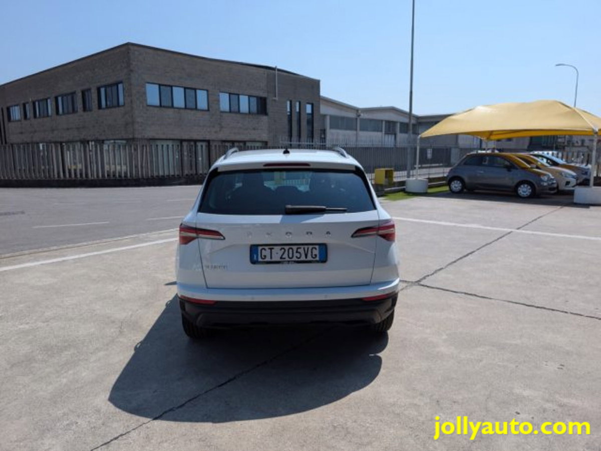 Skoda Karoq 2.0 TDI EVO SCR 115 CV DSG Executive (6)