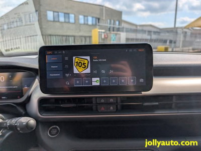 Jeep Avenger 1.2 turbo Summit fwd 100cv (15)