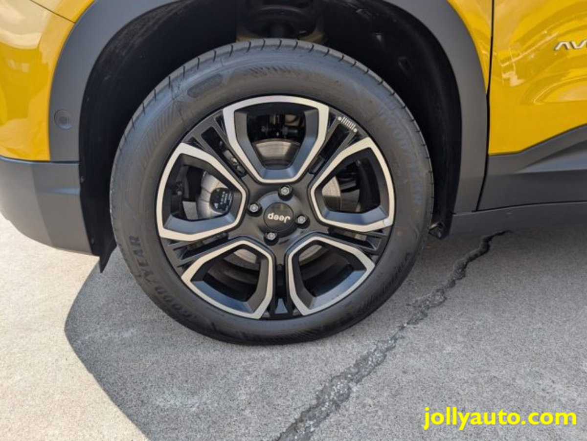 Jeep Avenger 1.2 turbo Summit fwd 100cv (8)
