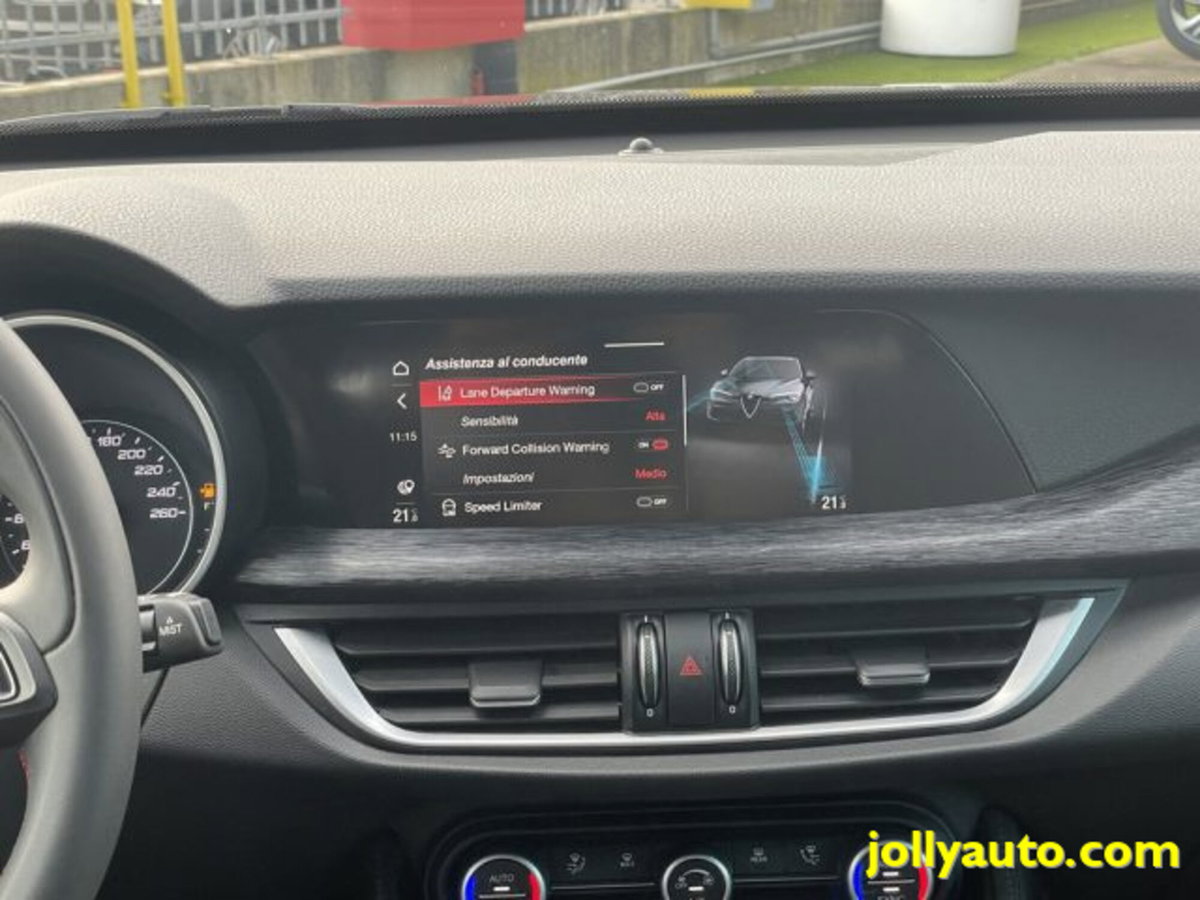 Alfa Romeo Stelvio Stelvio 2.2 Turbodiesel 190 CV AT8 Q4 Super Business (17)