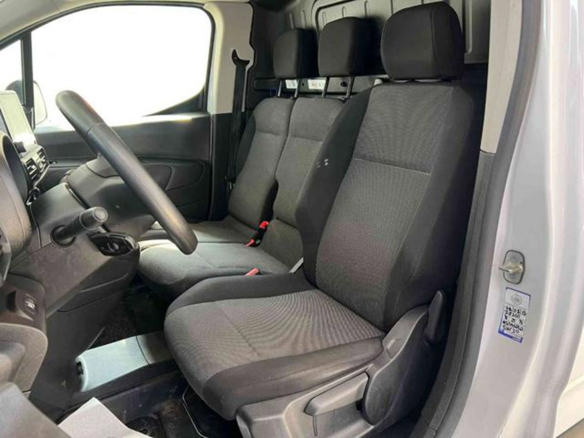 Citroen Berlingo Furgone BlueHDi 100 Van XL Club (7)