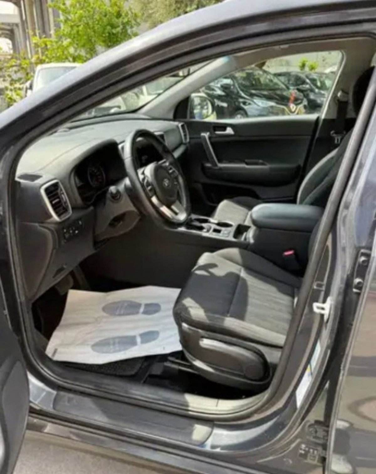 Kia Sportage 1.6 CRDI 115 CV 2WD Business Class (5)
