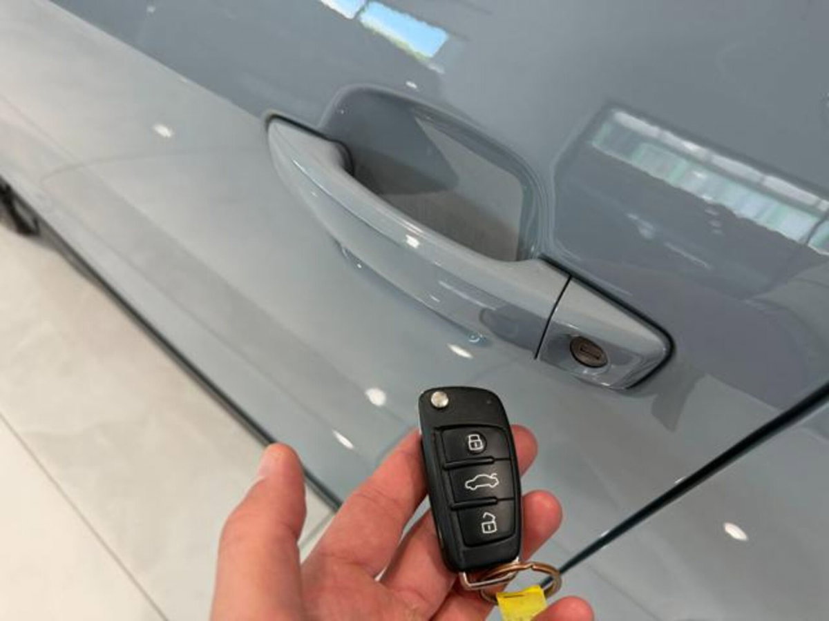 Audi Q2 Q2 35 TDI S tronic Admired (7)
