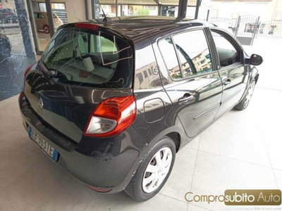 Renault Clio 1.2 16V 5 porte GPL 20th Anniversario (5)